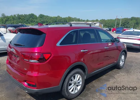 2019 Kia Sorento 2.4L Lx из США, поврежденный, VIN 5XYPGDA31KG470531